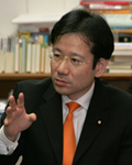 元文部科学省副大臣 財団最高顧問 鈴木寛